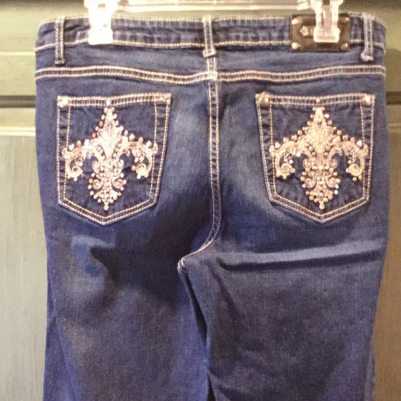 Jeans - Picture 2 of 4